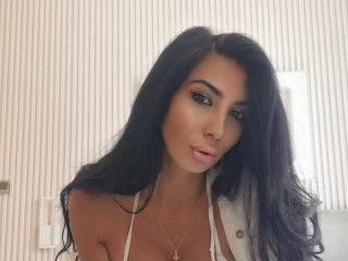 BrunetteBabe69