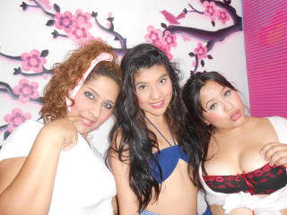 AngelDemonesses AngelDemonesses